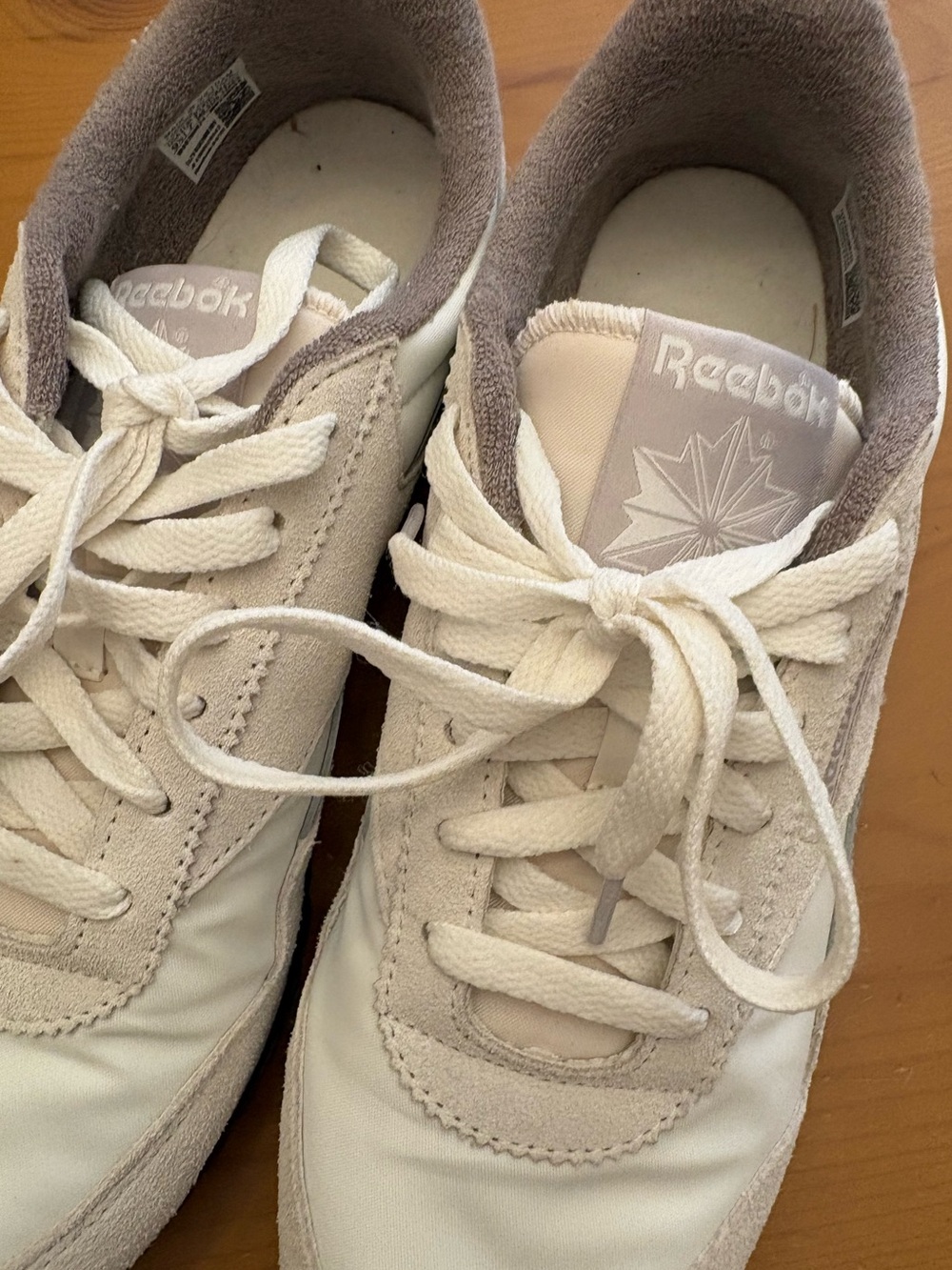 Reebok Classic AZ Sneakers - Picture 10 of 11